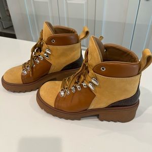 Chloe boots worn twice! Size 40 (US 10)